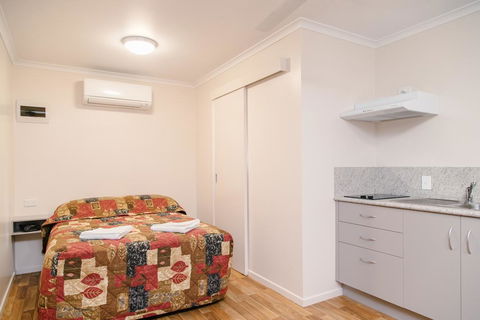Southside Holiday Village - Accommodation Sunshine Coast 1
