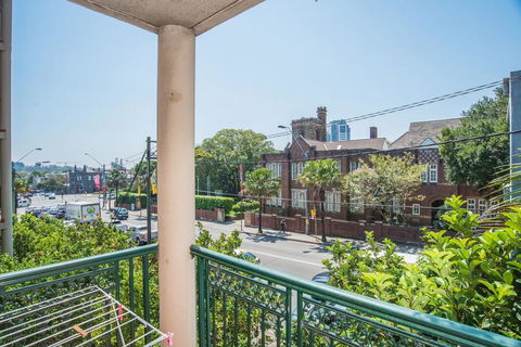 Spacious & Cozy APT@Heart Of Redfern Closes To CBD - Accommodation Sunshine Coast 2