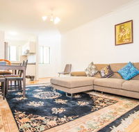 Spacious  Cozy APTHeart of Redfern Closes to CBD - Accommodation Sunshine Coast