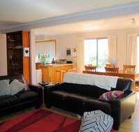 Spacious and central to CBD - Accommodation Sunshine Coast