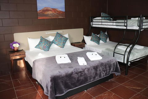 Spanish Lace Motor Inn - Accommodation Sunshine Coast 1