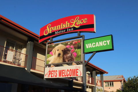 Spanish Lace Motor Inn - Accommodation Sunshine Coast 0