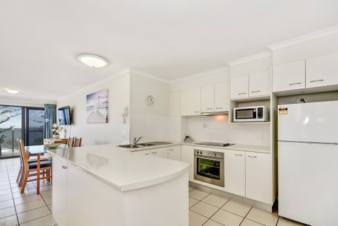 SPIN13- ESCAPE TO MOOLOOLABA - Accommodation Sunshine Coast 2