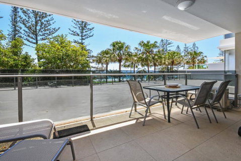 Spinnaker Apartments - Accommodation Sunshine Coast 1