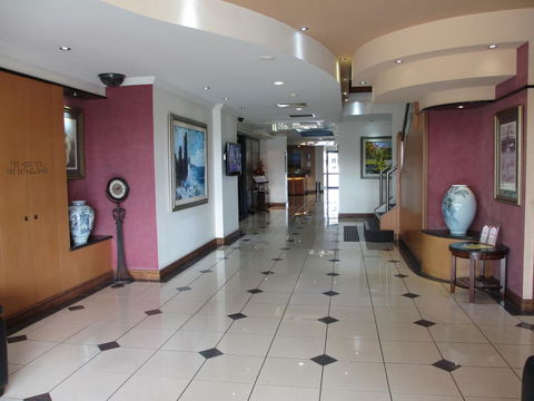 Springwood Tower Apartment Hotel - Accommodation Sunshine Coast 2