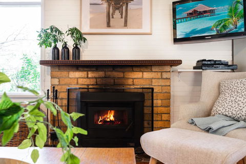 St Ives Cottage - Accommodation Sunshine Coast 0