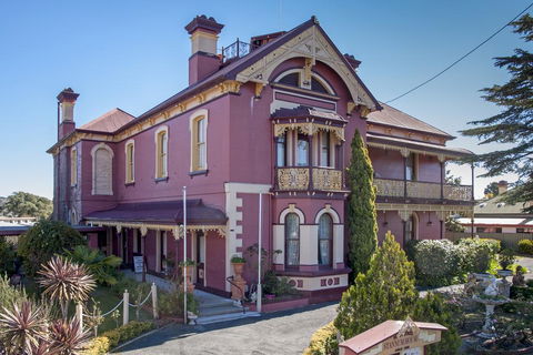 Stannum House - Accommodation Sunshine Coast 0