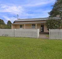 Station Masters Cottage - classic quaint  nostalgia - Accommodation Sunshine Coast