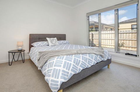 Staughton Sounds - Accommodation Sunshine Coast 3