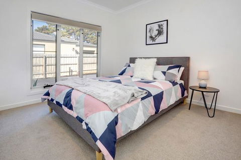 Staughton Sounds - Accommodation Sunshine Coast 1