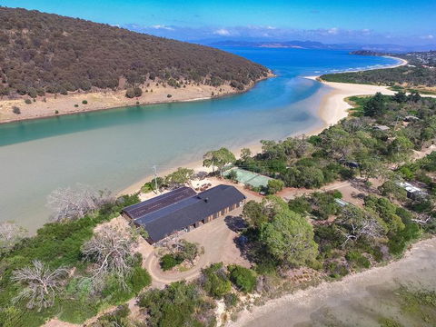 Steeles Island Retreat - Accommodation Sunshine Coast 0