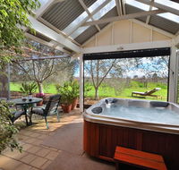 Stephanette's Cottage - Accommodation Sunshine Coast