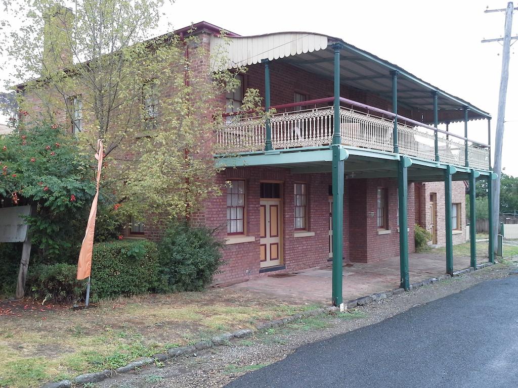 Carcoar NSW Accommodation Sunshine Coast