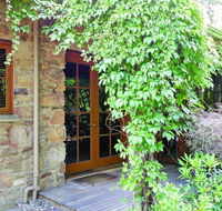 Stonehenge Retreat - Accommodation Sunshine Coast