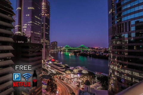 Story Bridge/River Views,  Pool, Gym, Netflix, Carpark - Accommodation Sunshine Coast 0