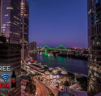 Story Bridge/River Views  Pool Gym Netflix Carpark - Accommodation Sunshine Coast