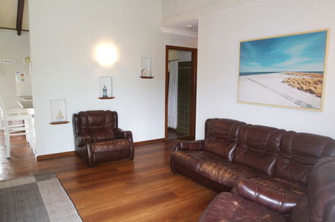 Stouty's At Hat Head - Accommodation Sunshine Coast 3