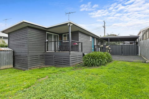 Strathmore Beach House 67 - Accommodation Sunshine Coast 0