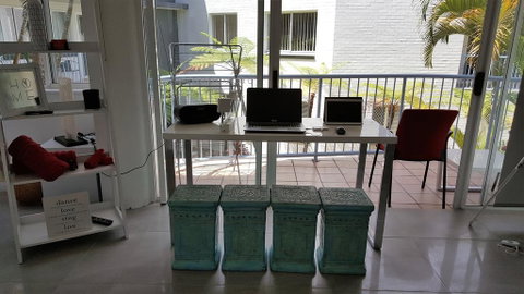 Studio Apartment Mooloolaba Beach Holiday Management - Accommodation Sunshine Coast 3
