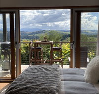 Studio with stunning mountain views - Accommodation Sunshine Coast