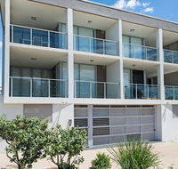 Stunning surfside apartment - Boyd St Woorim - Accommodation Sunshine Coast