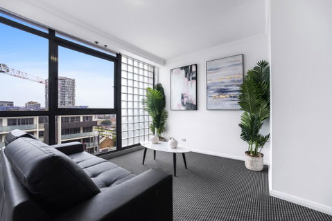 Stylish And Spacious Apt With Double Living Room - Accommodation Sunshine Coast 0