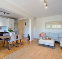 Stylish and Spacious Beach Apartment - Accommodation Sunshine Coast