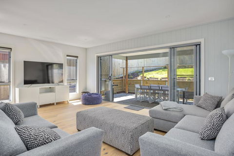 Sunshine Beach House: Brand New, Stunning - Accommodation Sunshine Coast 0