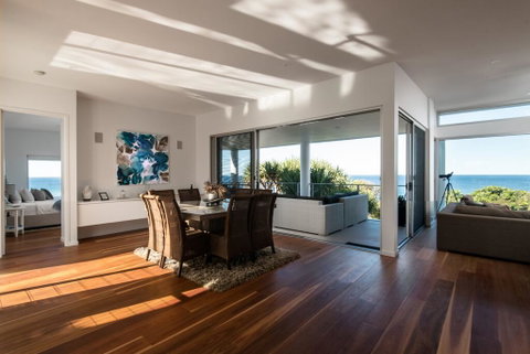 Sunshine Coast White House - Accommodation Sunshine Coast 3