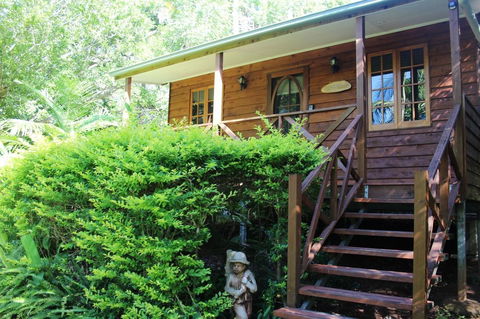 Sunshine Valley Cottages - Accommodation Sunshine Coast 0