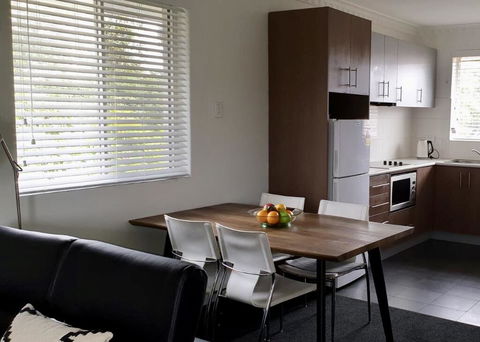 Superb 2 BR Apartment Minutes To CBD- Cen8 - Accommodation Sunshine Coast 1