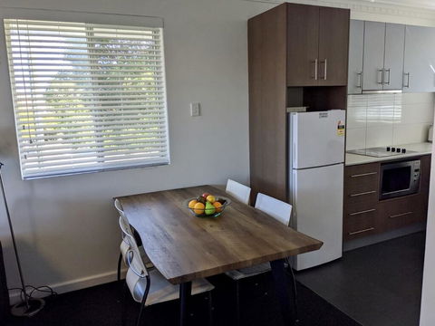 Superb 2 BR Apartment Minutes To CBD- Cen8 - Accommodation Sunshine Coast 2