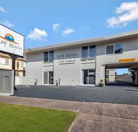 Surf Beach Motel Coffs - Accommodation Sunshine Coast