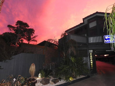 Surf City Motel - Accommodation Sunshine Coast 2
