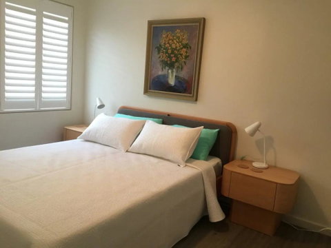 SurfSide Escape In Coogee - Accommodation Sunshine Coast 2