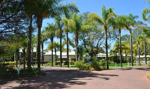 Swan Valley Oasis Resort - Accommodation Sunshine Coast 0