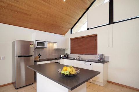 Swanriver Applecross Shortstays - Accommodation Sunshine Coast 3