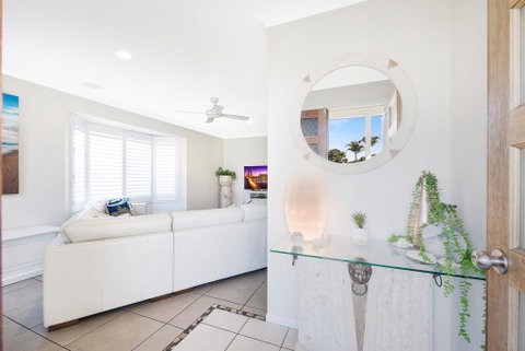 Sweetbrush Place - Accommodation Sunshine Coast 3