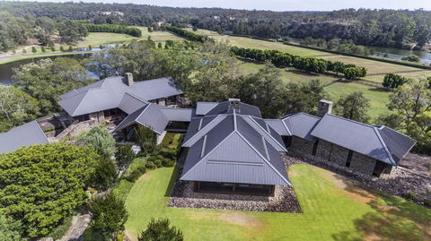Sweven - Accommodation Sunshine Coast 1