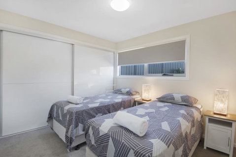 T-Bar On Twynam - Accommodation Sunshine Coast 3