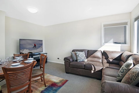 T-Bar On Twynam - Accommodation Sunshine Coast 2