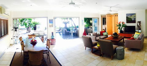 Tali Oak Beach House - Accommodation Sunshine Coast 3