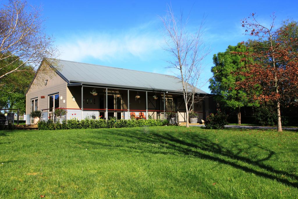 Badger Head TAS Accommodation Sunshine Coast