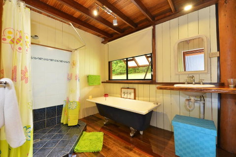 Tea Tree Cottage - Accommodation Sunshine Coast 3