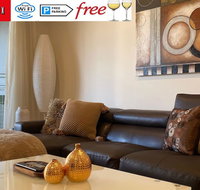 TERRACE LUX FULLY AIR 2 CAR FREE NETFLIX WIFI WINE - Accommodation Sunshine Coast