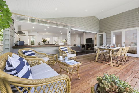 THALASSA HOUSE COASTAL RETREAT DROMANA - Accommodation Sunshine Coast 1