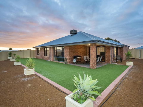 The Antonia Way - Accommodation Sunshine Coast 3
