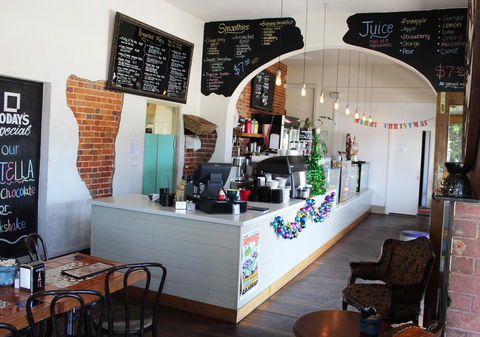 The Astor Hotel Motel - Accommodation Sunshine Coast 3