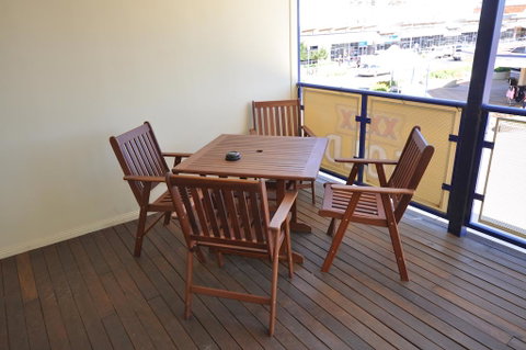 The Australian Hotel Motel - Accommodation Sunshine Coast 0
