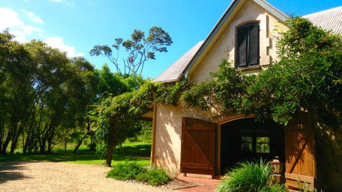 The Barn - Accommodation Sunshine Coast 0